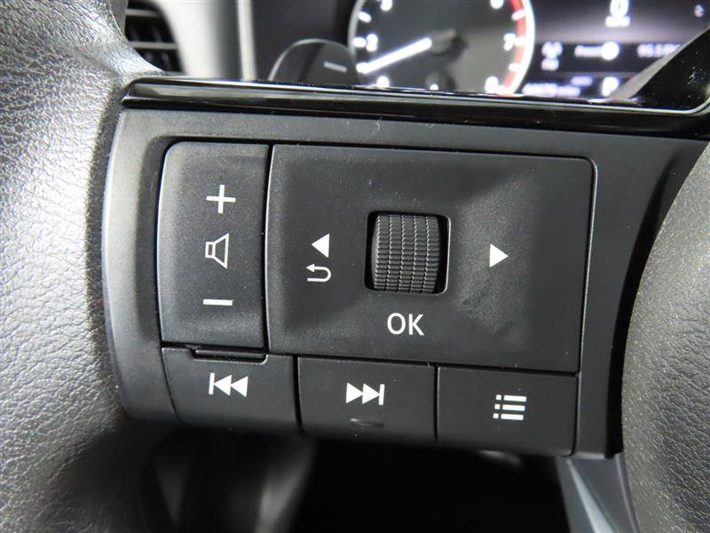 Used 2023 Nissan Rogue SV AWD/4WD image 22