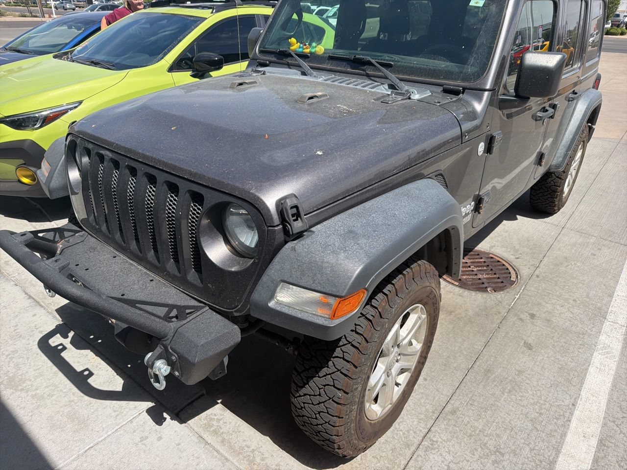 Used 2018 Jeep Wrangler Unlimited Sport S AWD/4WD image 3