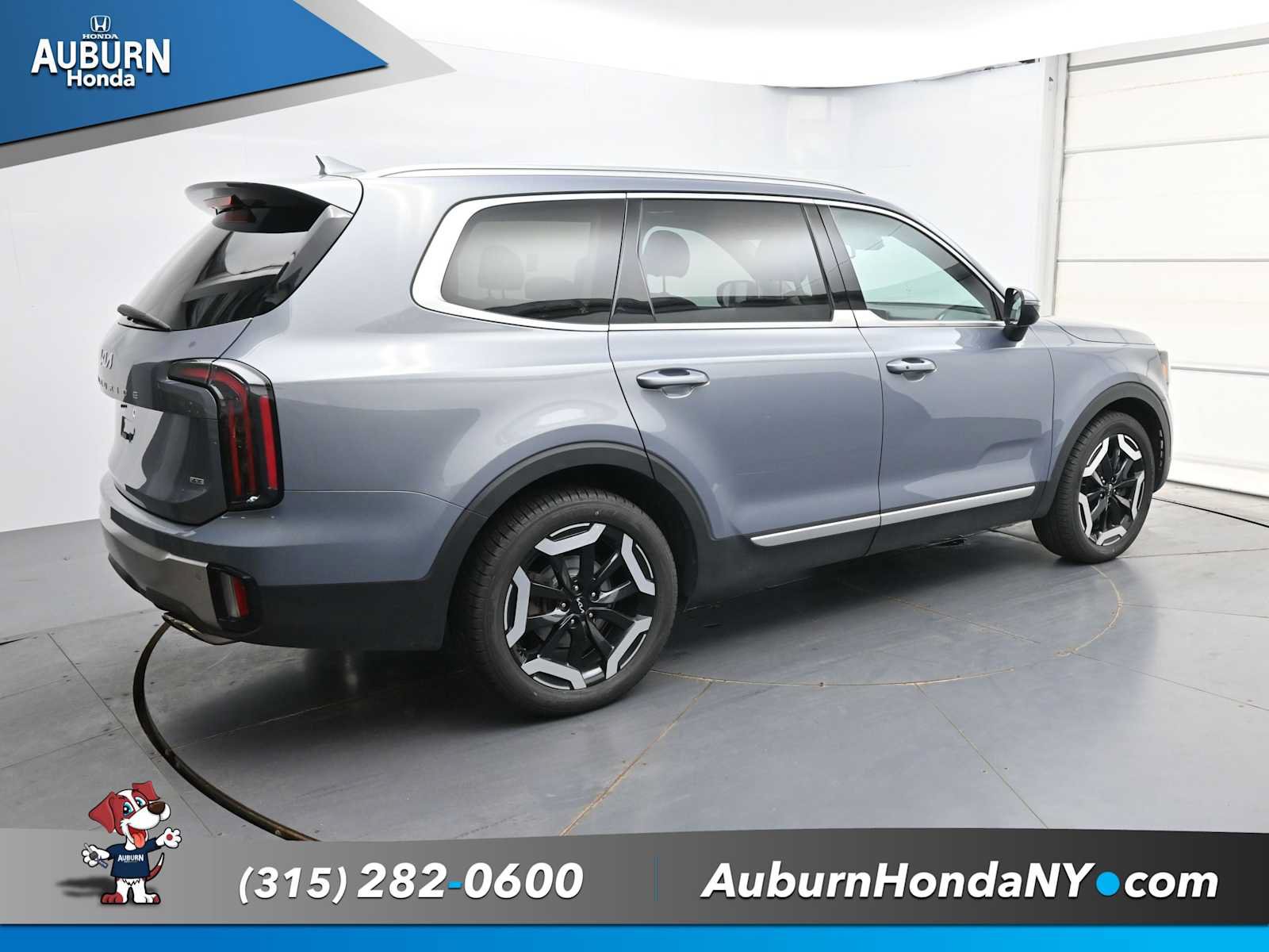 Used 2023 Kia Telluride EX AWD/4WD image 16