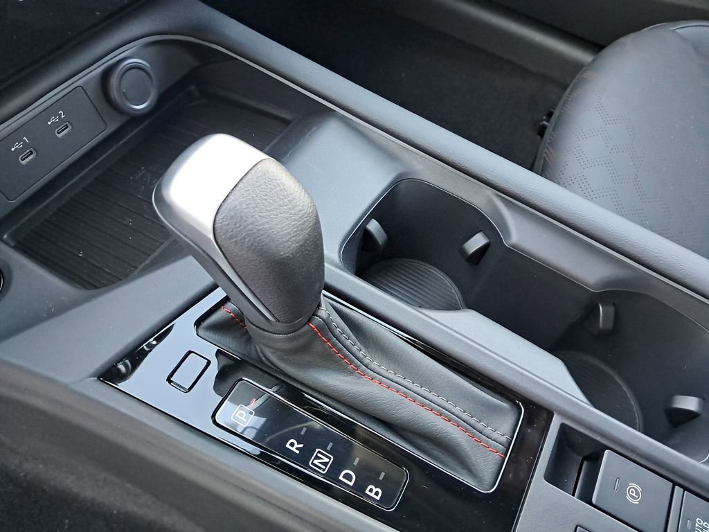 New 2026 Nissan Sentra SR w/ SR Premium Package FWD image 25