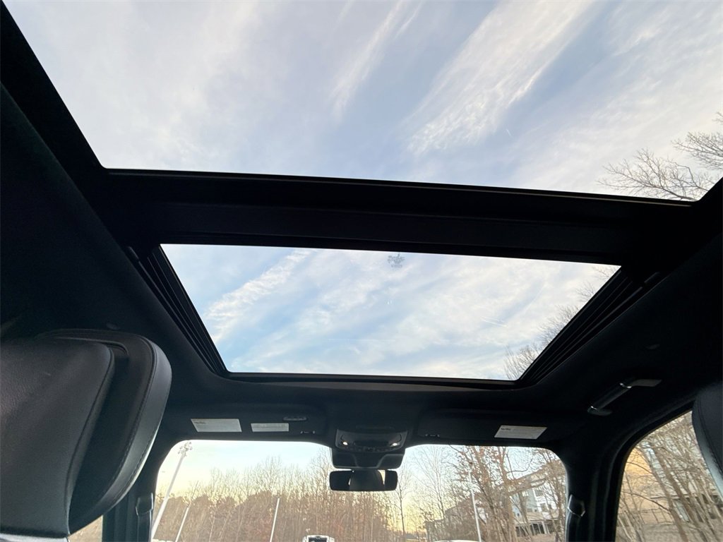 Used 2023 Lincoln Navigator Reserve image 16