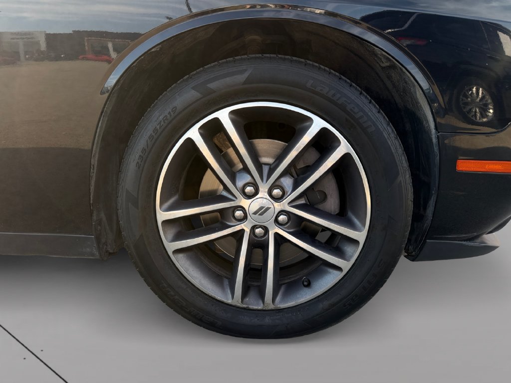 Used 2019 Dodge Challenger SXT w/ Plus Package AWD/4WD image 26