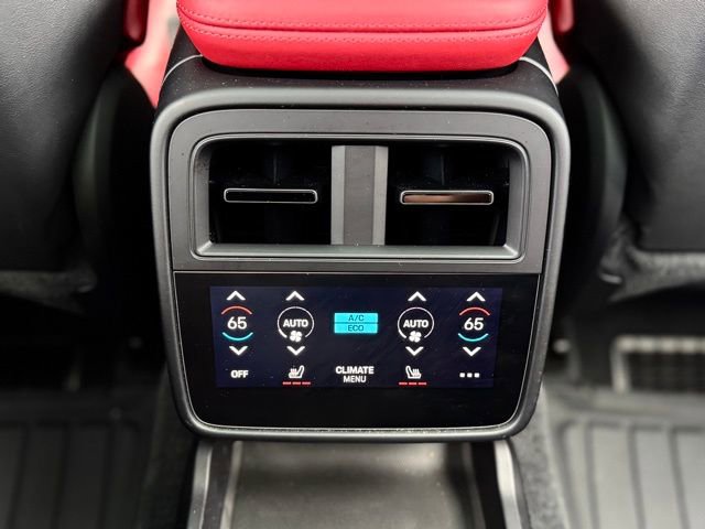 Certified 2021 Porsche Taycan Turbo S image 33