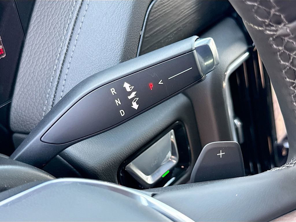 New 2026 GMC Yukon XL Denali w/ Denali Reserve Package image 17