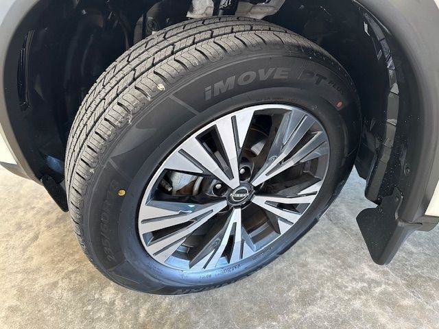 Used 2022 Nissan Rogue SV AWD/4WD image 26