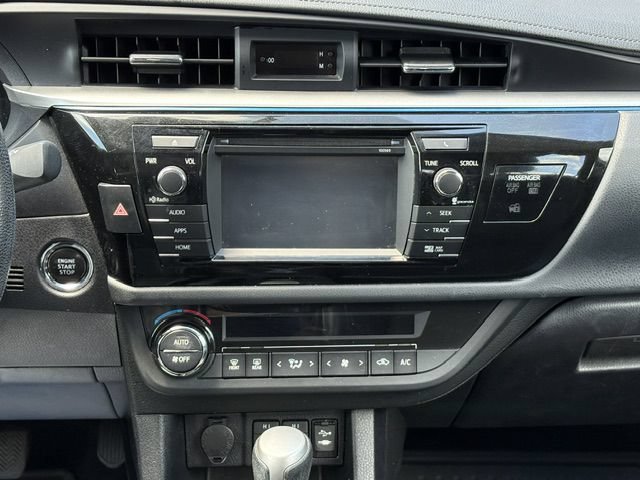 Used 2016 Toyota Corolla LE Premium FWD image 25