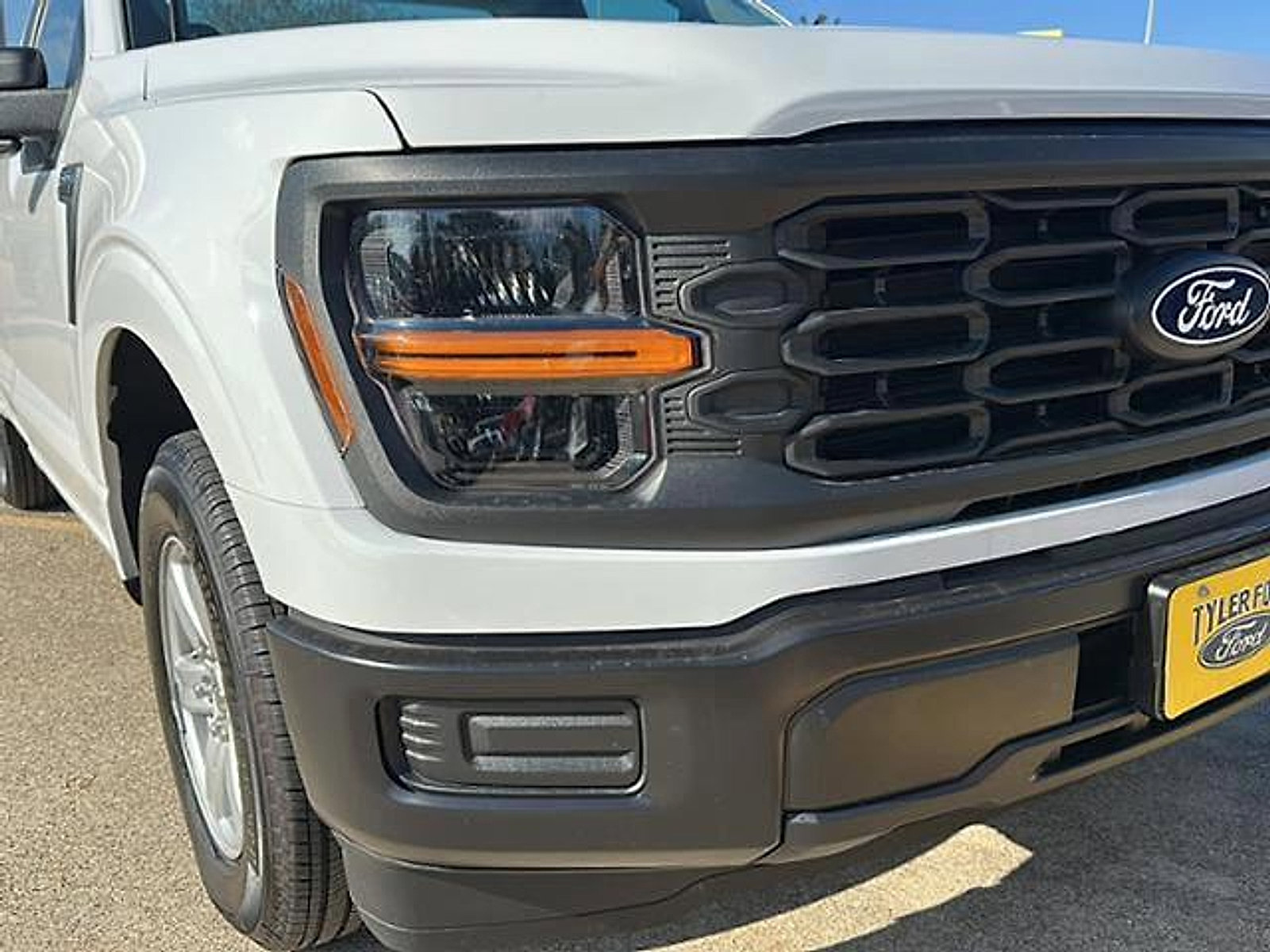 Used 2025 Ford F150 XL image 4