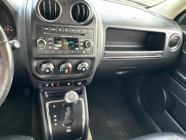 Used 2017 Jeep Patriot Sport w/ Power Value Group FWD image 14