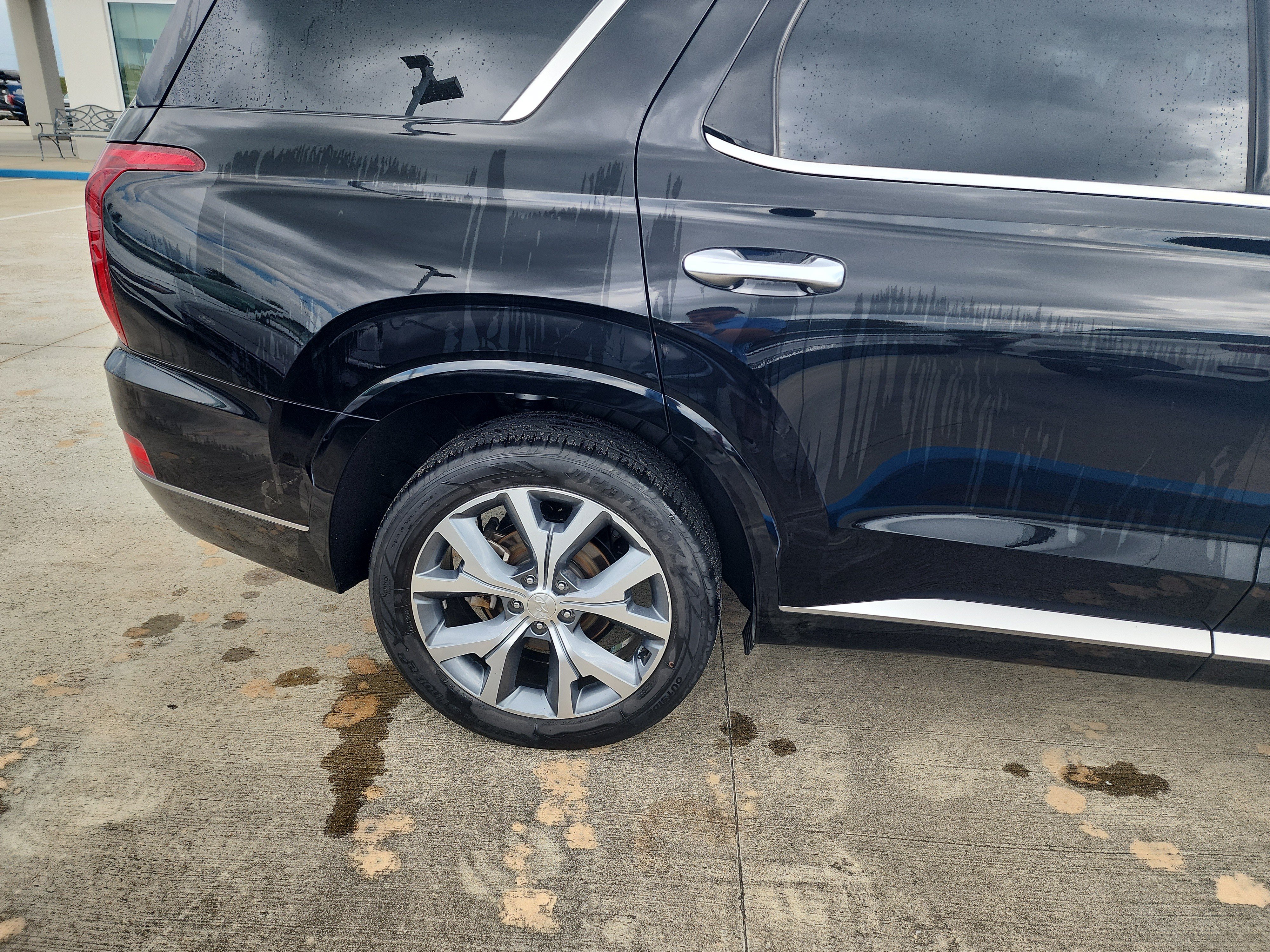 Used 2021 Hyundai Palisade Limited FWD image 10