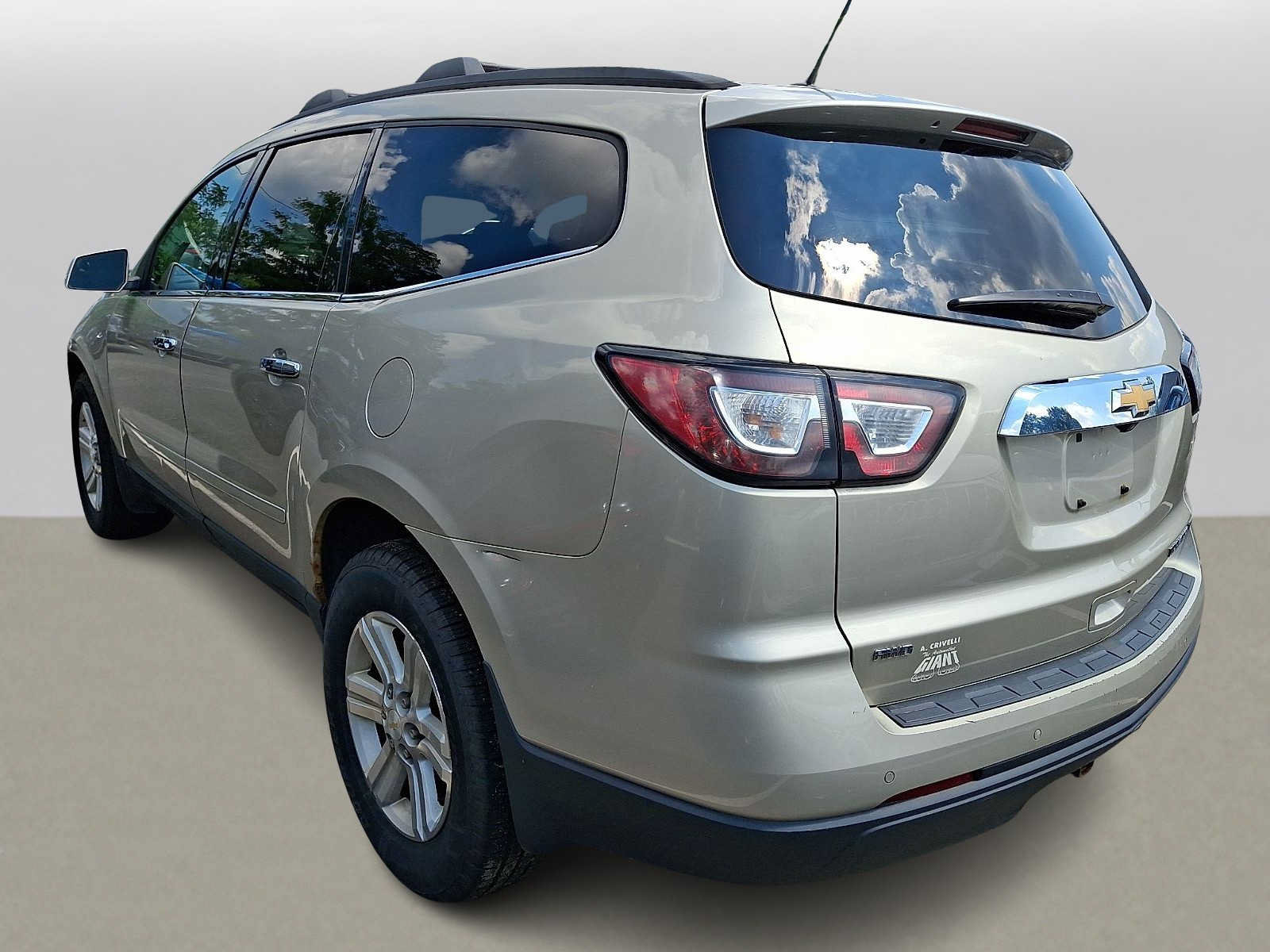 Used 2013 Chevrolet Traverse LT AWD/4WD image 4