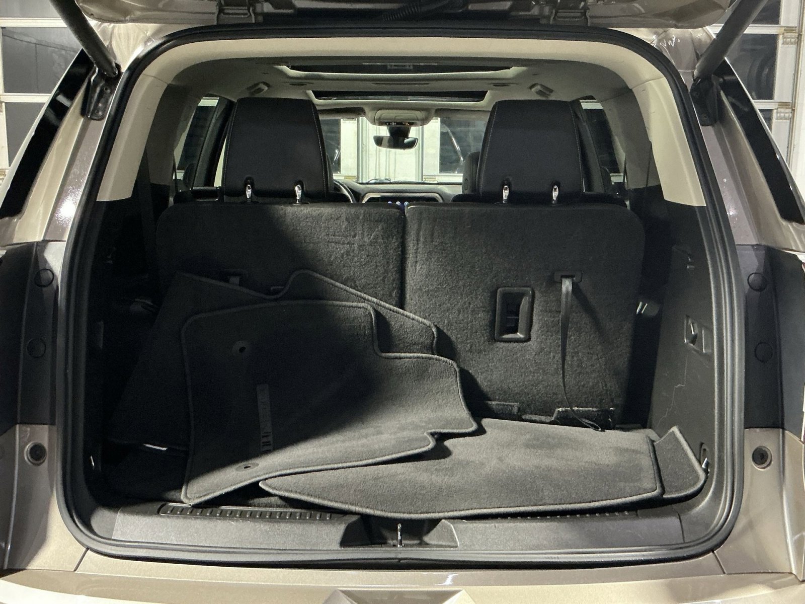 Used 2023 GMC Acadia Denali w/ Denali Ultimate Package image 34