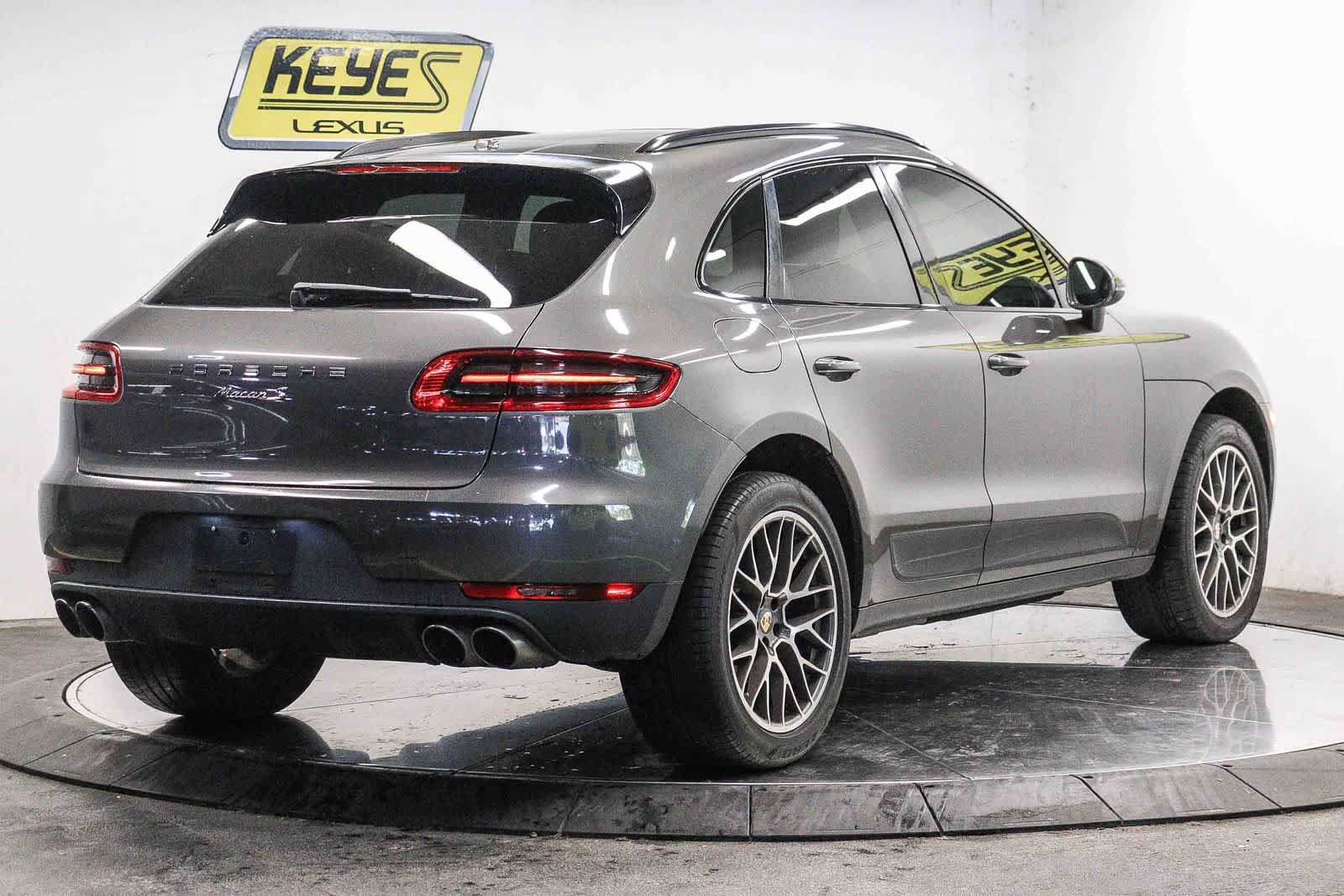 Used 2016 Porsche Macan S AWD/4WD image 4