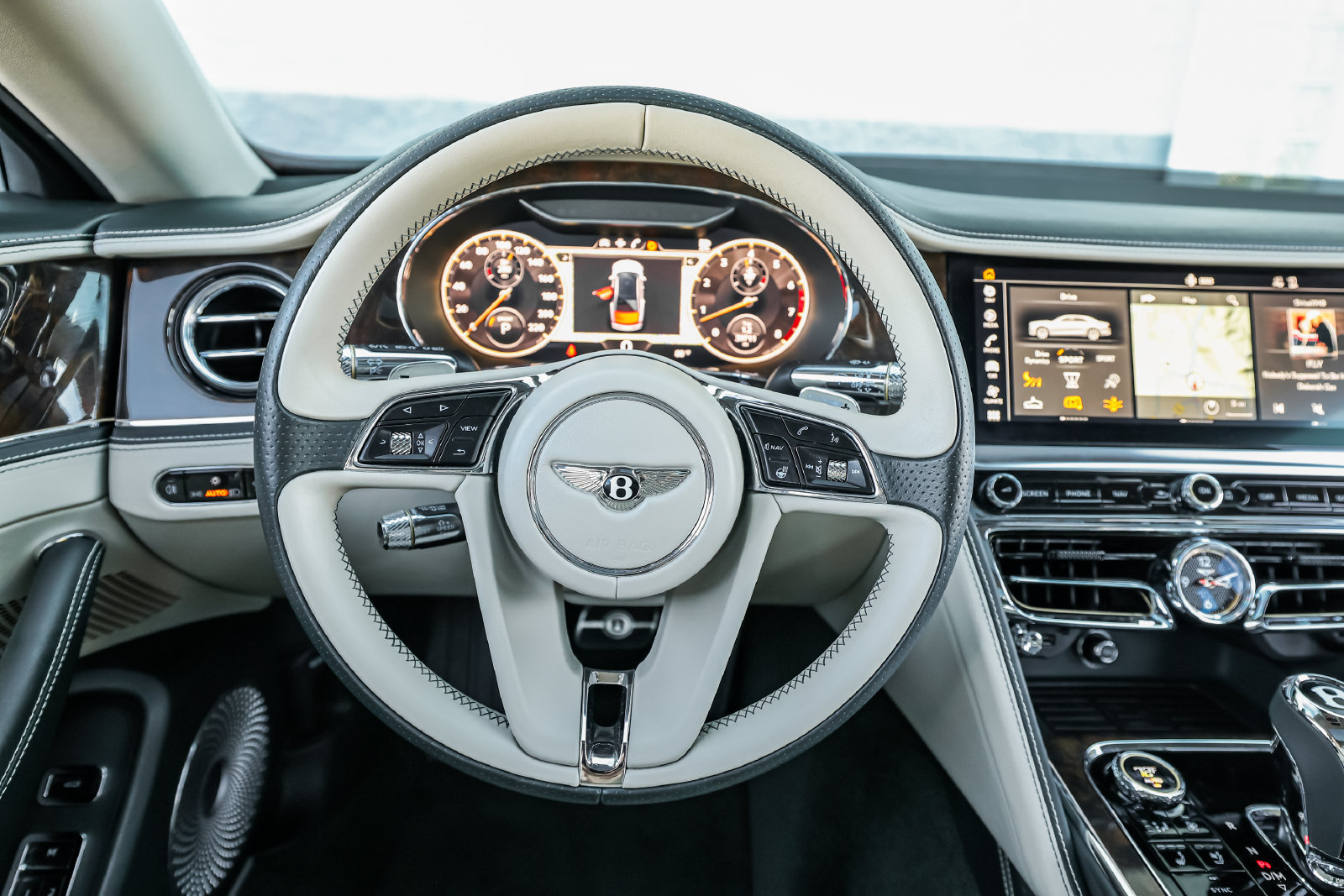 Certified 2020 Bentley Flying Spur W12 AWD/4WD image 31