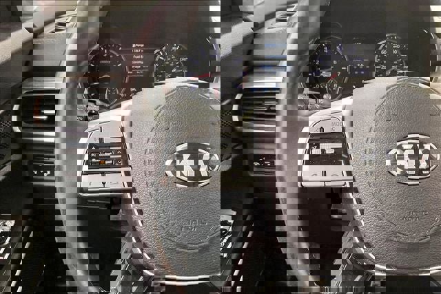 Used 2021 Kia Telluride SX w/ SX Prestige Package image 23