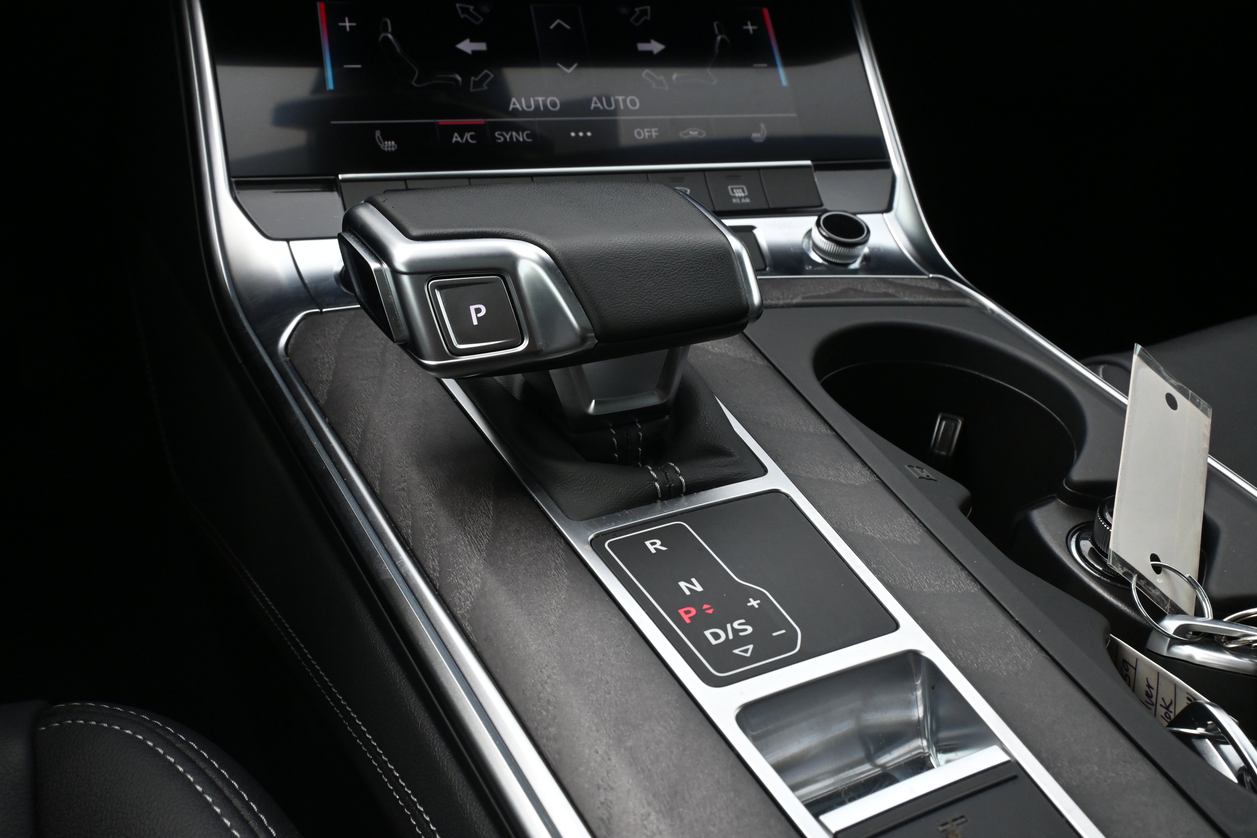 Used 2024 Audi A6 Premium Plus w/ Premium Plus Package image 30