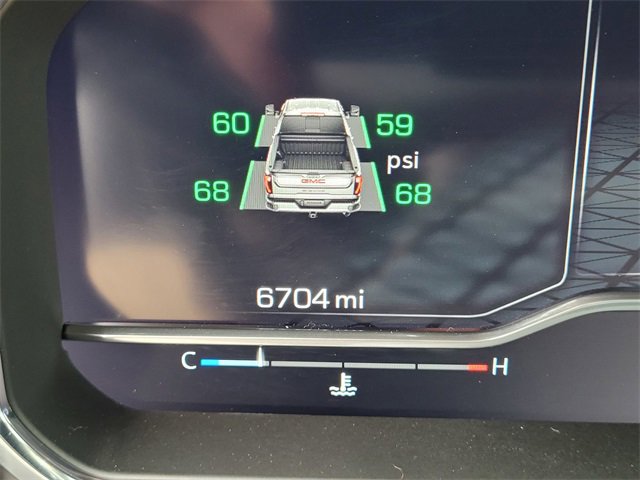 Used 2025 GMC Sierra 2500 AT4 image 26