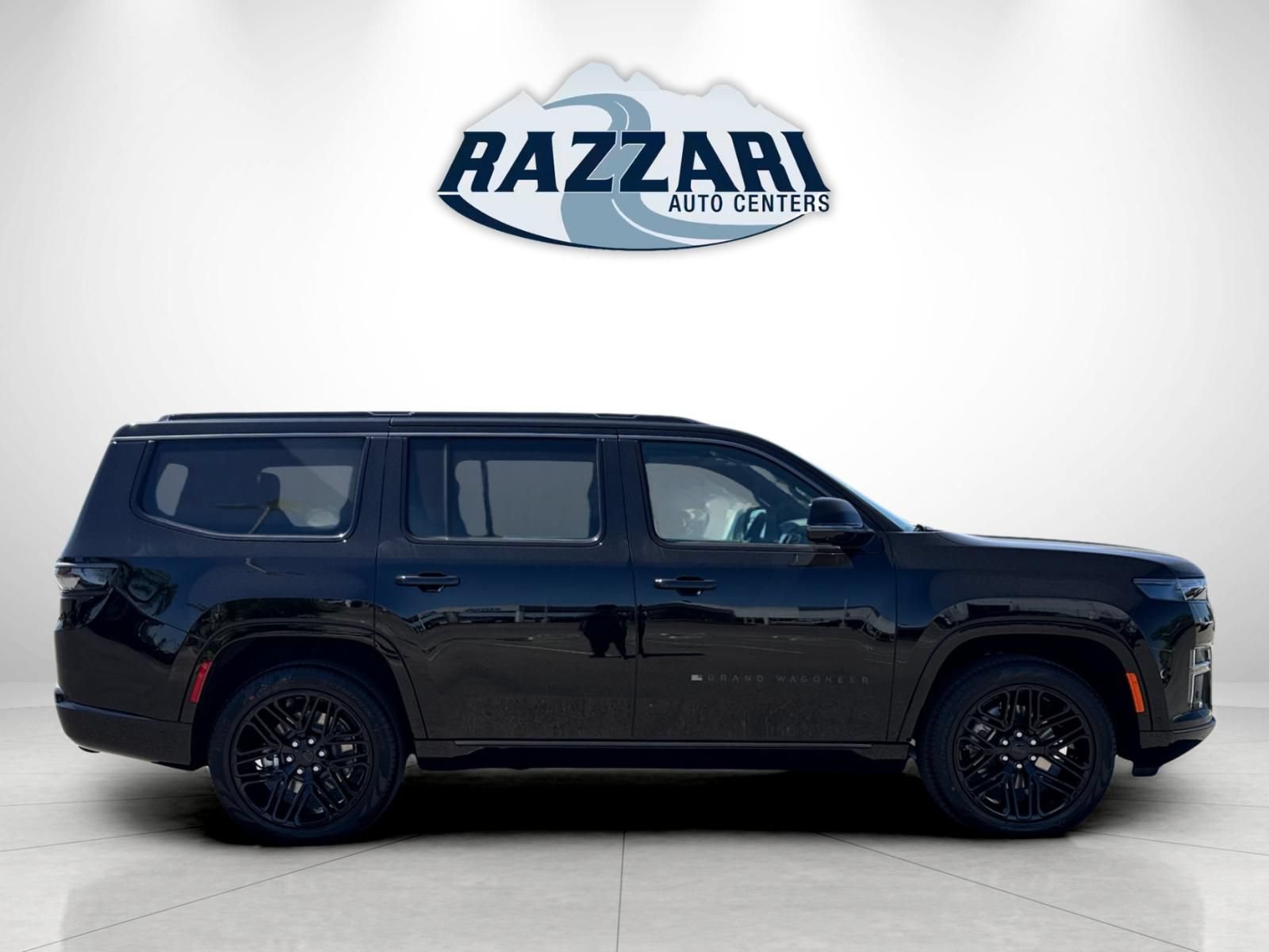 New 2026 Jeep Grand Wagoneer Limited AWD/4WD image 2