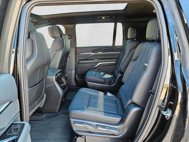 New 2026 Cadillac Escalade IQL Sport 1 AWD/4WD image 17