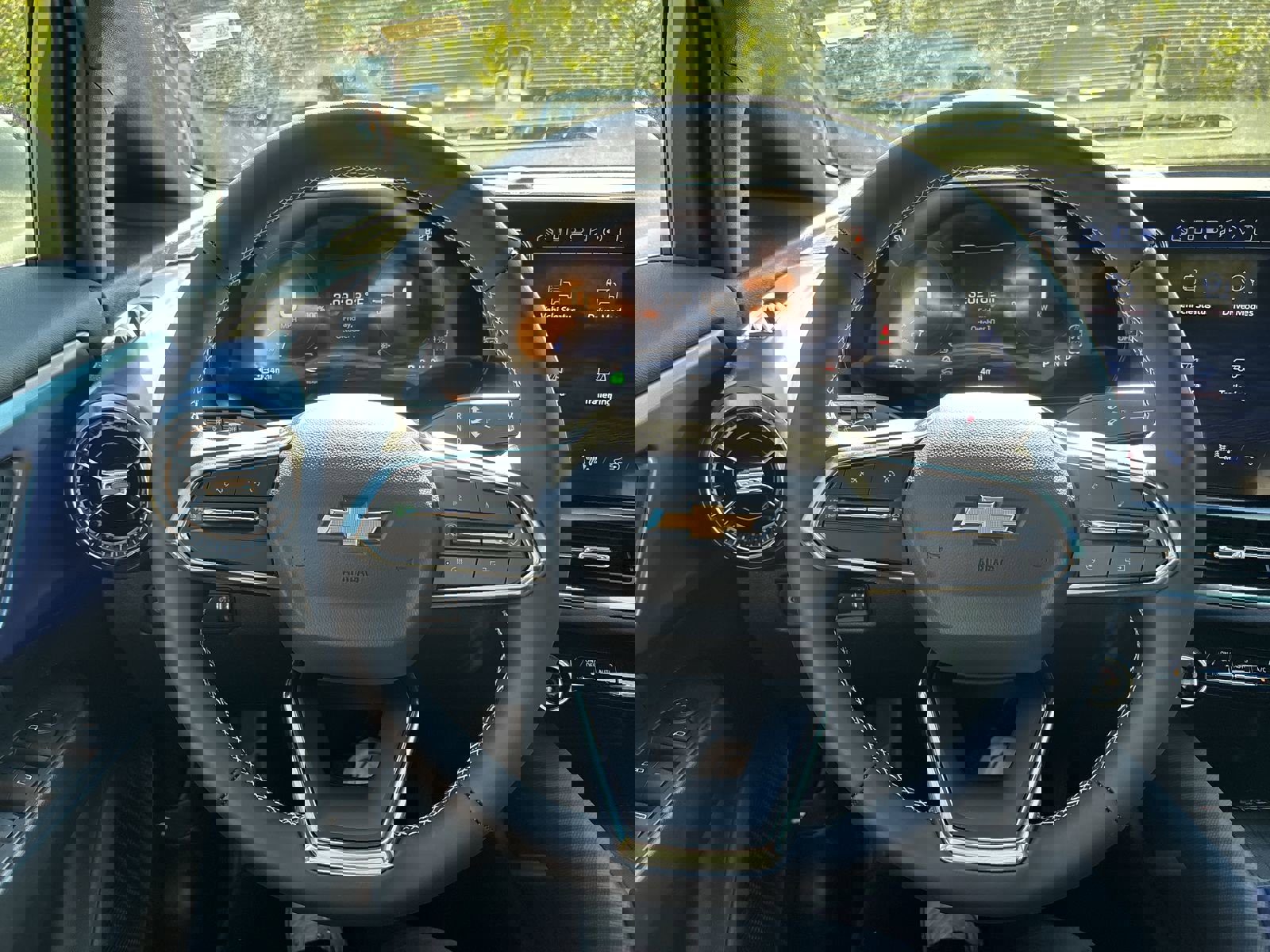 New 2026 Chevrolet Equinox EV LT image 17