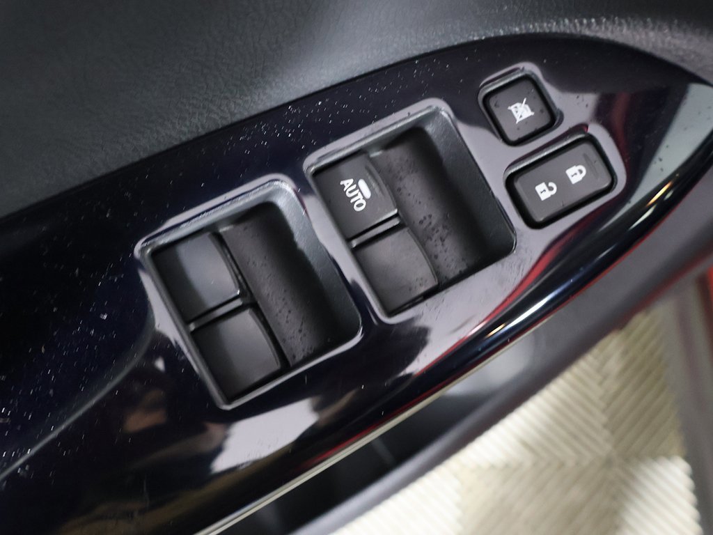 New 2025 Mitsubishi Eclipse Cross LE image 42