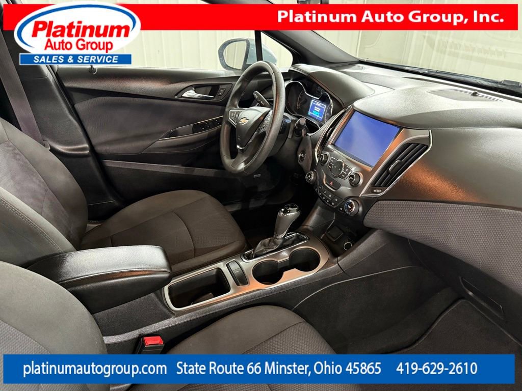 Used 2017 Chevrolet Cruze LT w/ Sun And Sound Package FWD image 38