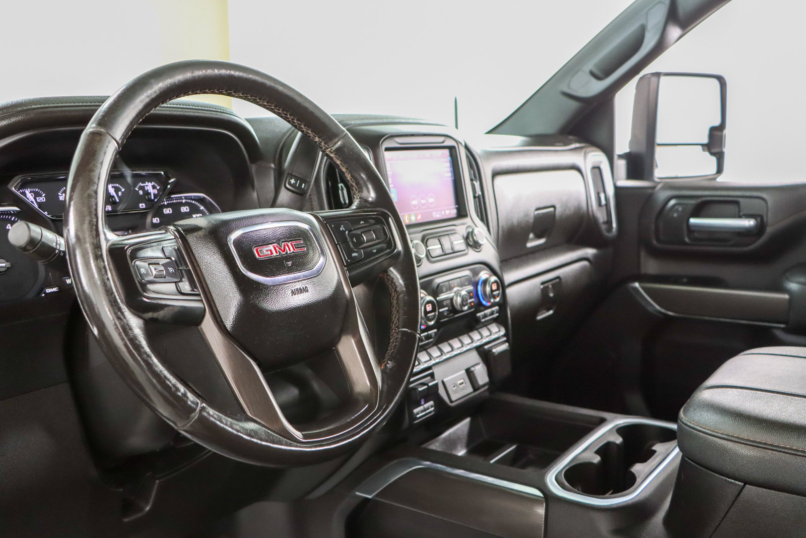 Used 2023 GMC Sierra 2500 AT4 w/ Gooseneck/5TH Wheel Package AWD/4WD image 24