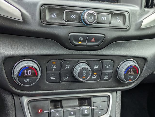 Certified 2023 GMC Terrain SLE w/ Driver Convenience Package AWD/4WD image 24