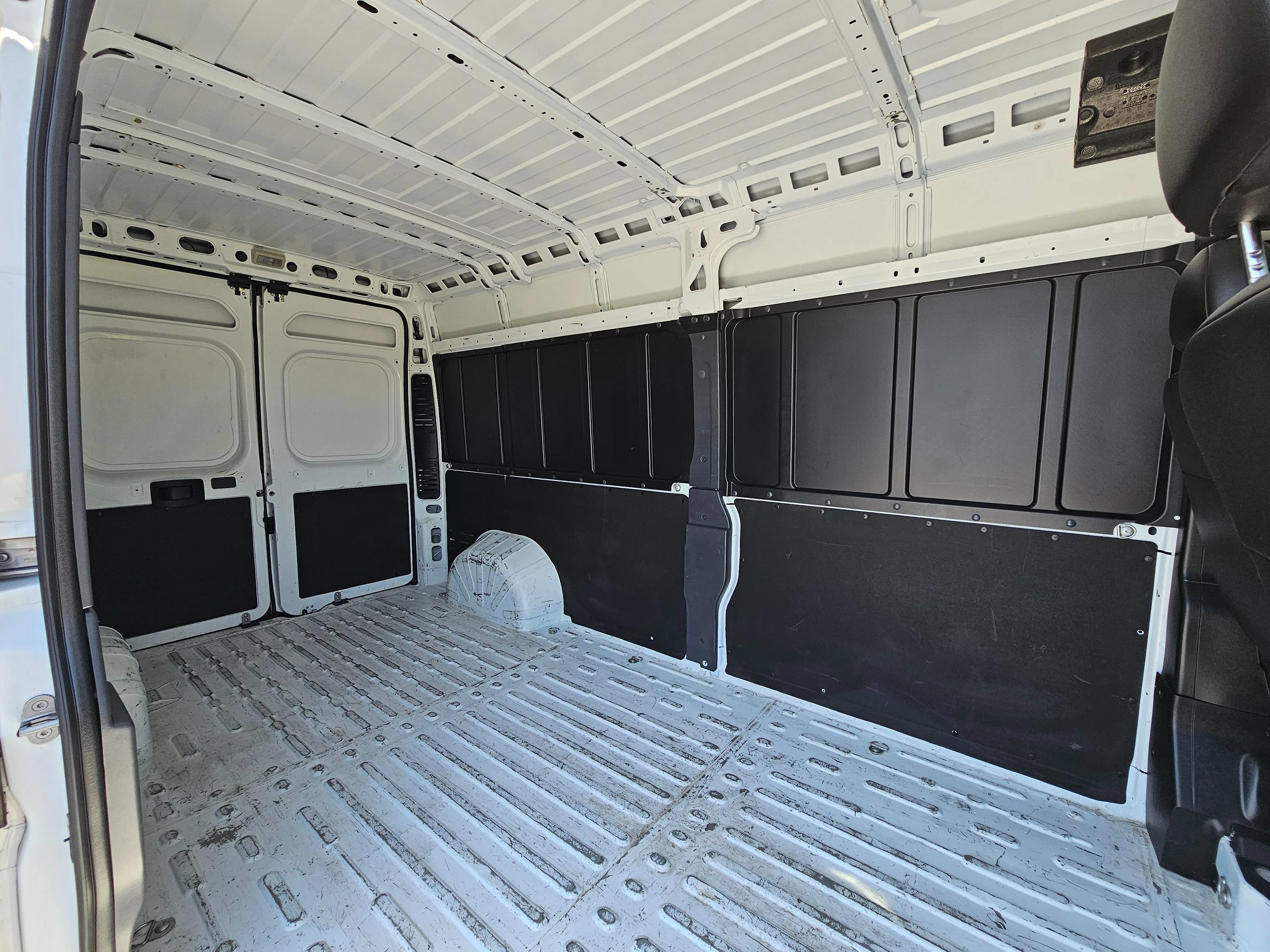 Used 2023 RAM ProMaster 2500 FWD image 19