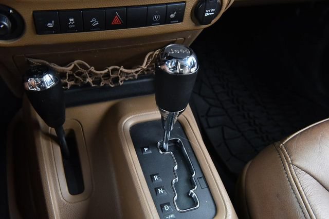 Used 2013 Jeep Wrangler Sahara w/ Dual Top Group AWD/4WD image 14