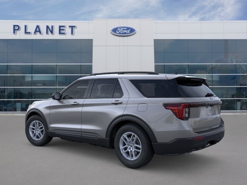 New 2026 Ford Explorer Active RWD image 4