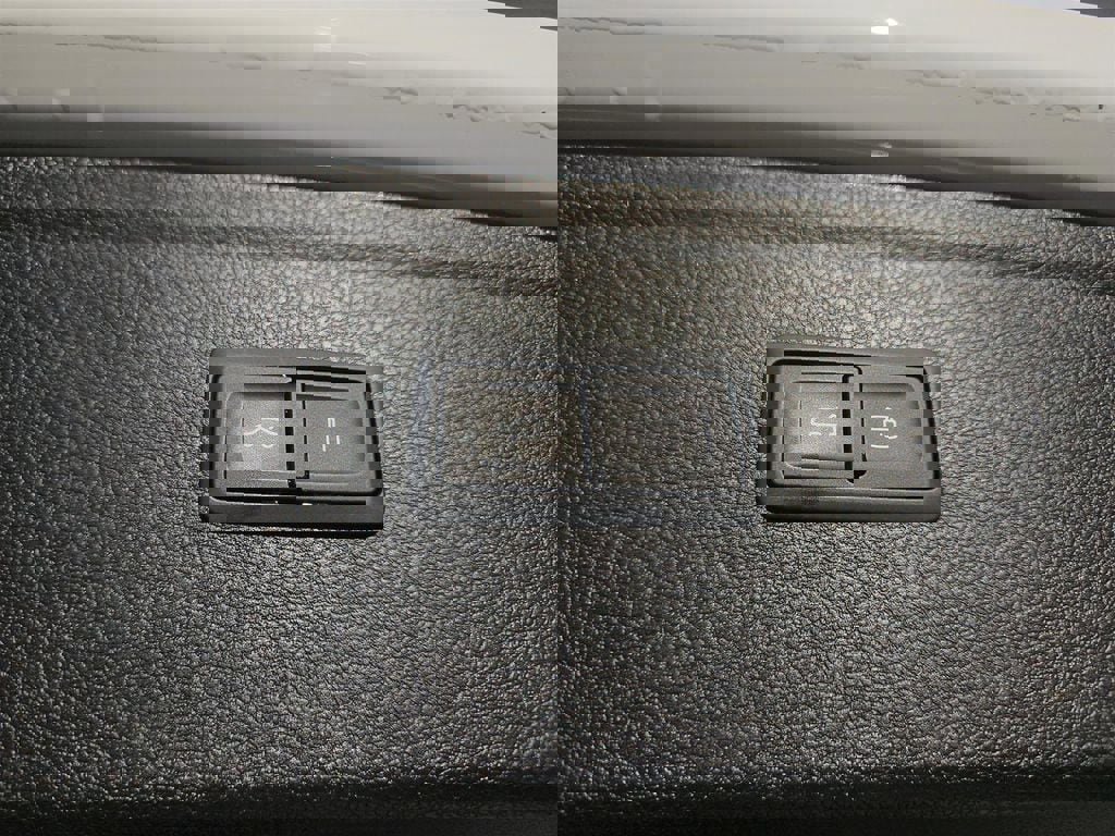 Used 2025 Audi Q5 2.0T Premium image 16