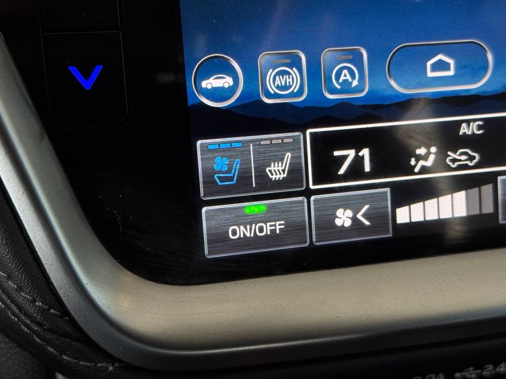 Used 2023 Subaru Outback Touring XT AWD/4WD image 42