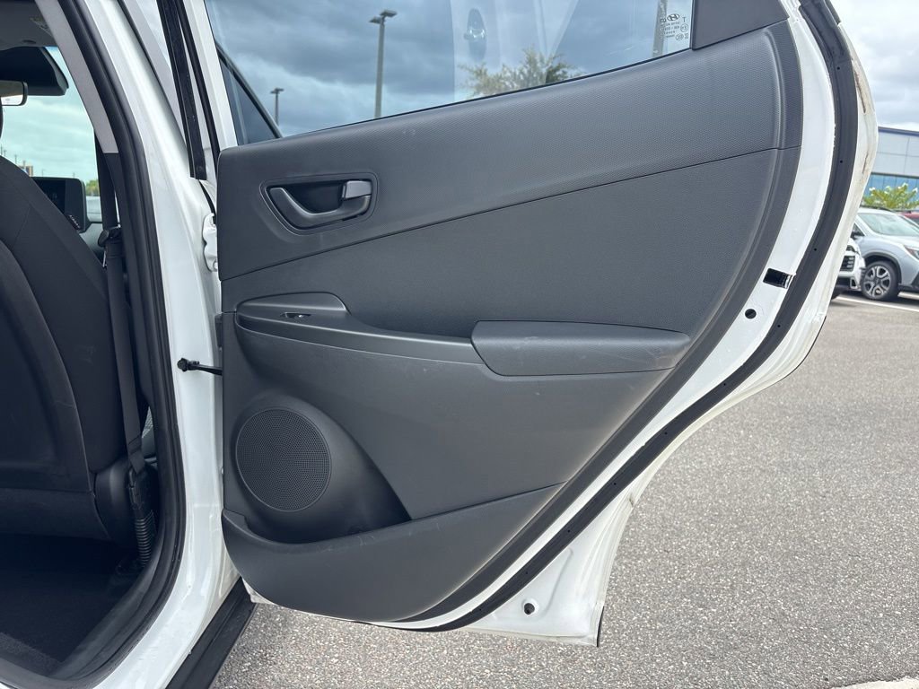 Used 2022 Hyundai Kona SE FWD image 18