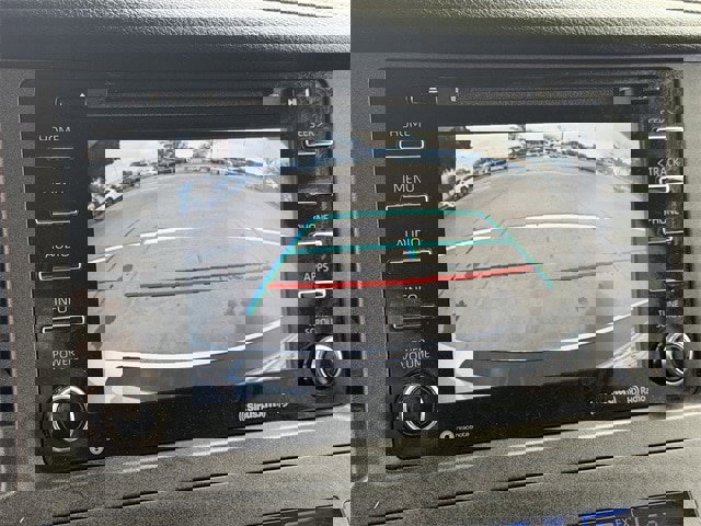 Used 2018 Toyota Sienna SE image 18