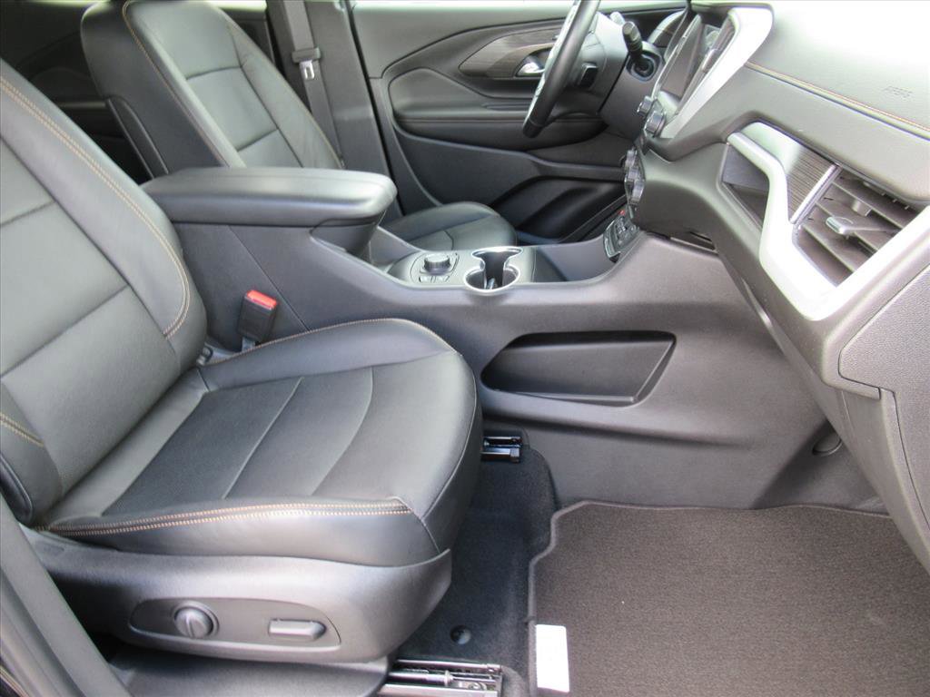 Used 2020 GMC Terrain SLT w/ Preferred Package image 9