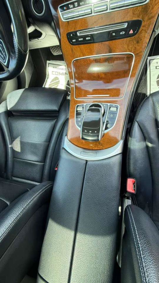 Used 2017 Mercedes-Benz GLC 300 image 8