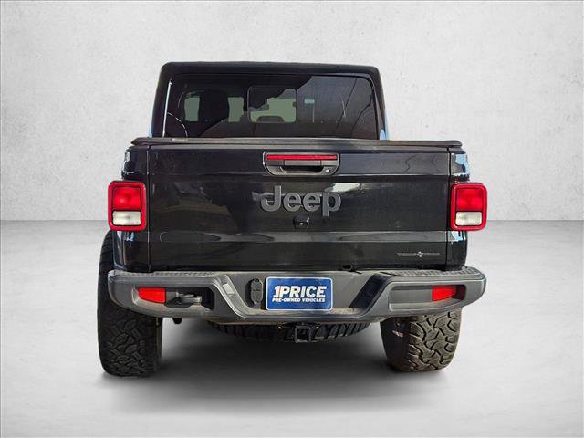 Used 2025 Jeep Gladiator Sport image 5