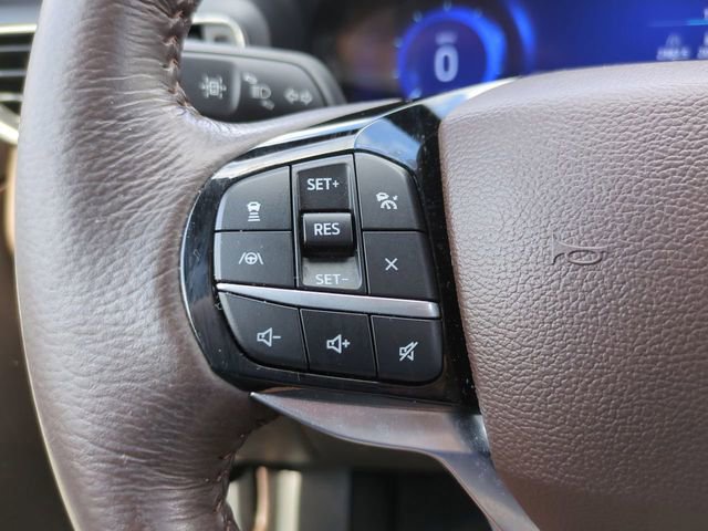 Certified 2022 Ford Explorer King Ranch w/ Premium Technology Package image 31