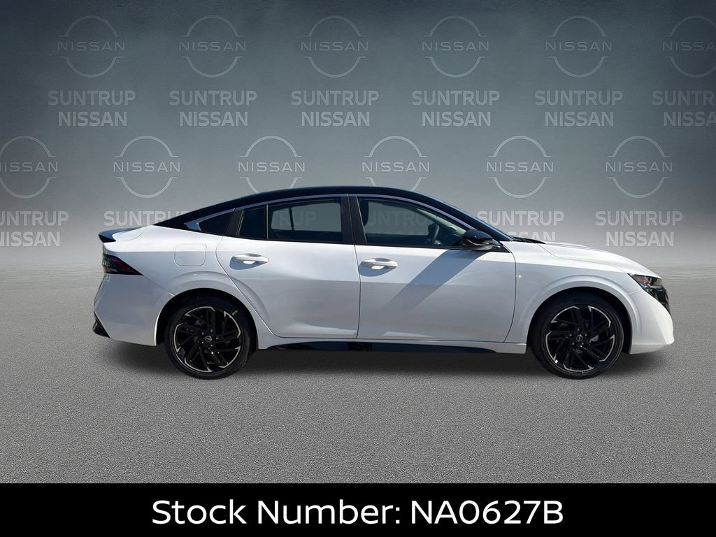 New 2026 Nissan Sentra SR w/ Floor Mat Package FWD image 7