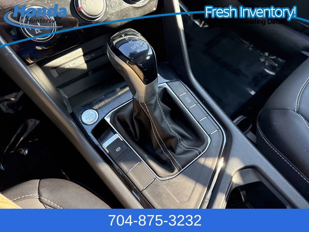 Used 2023 Volkswagen Taos SE w/ Panoramic Sunroof Package image 29