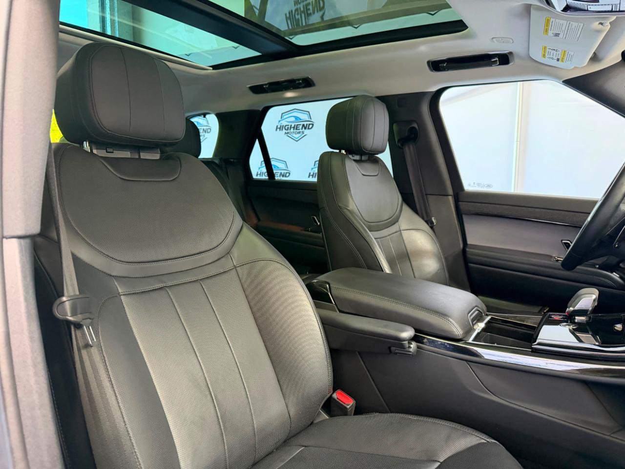Used 2024 Land Rover Range Rover Sport SE AWD/4WD image 26