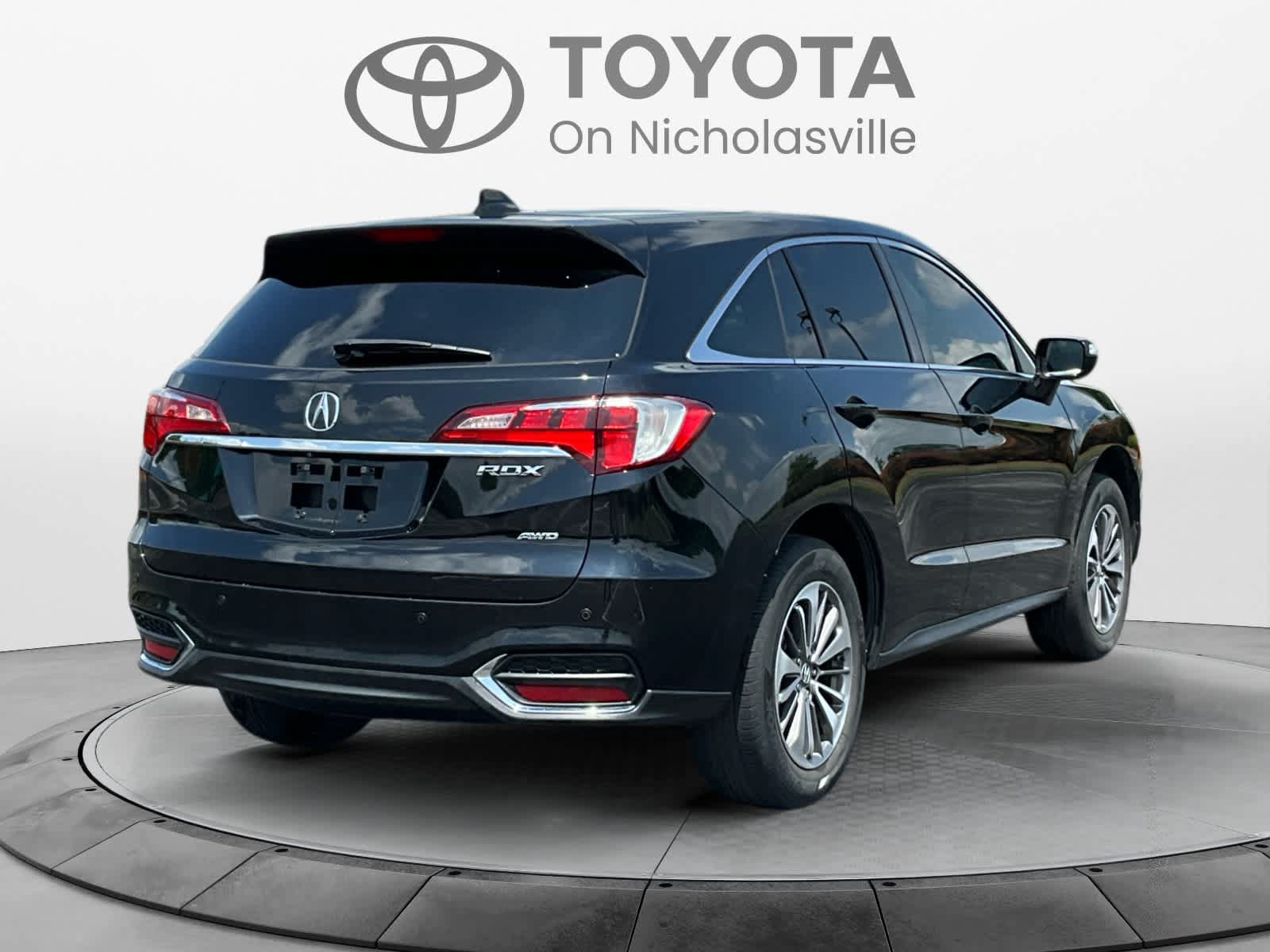 Used 2017 Acura RDX AWD w/ Advance Package image 5
