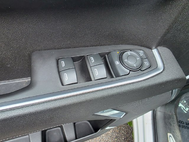 Used 2023 Chevrolet Silverado 1500 LT AWD/4WD image 20