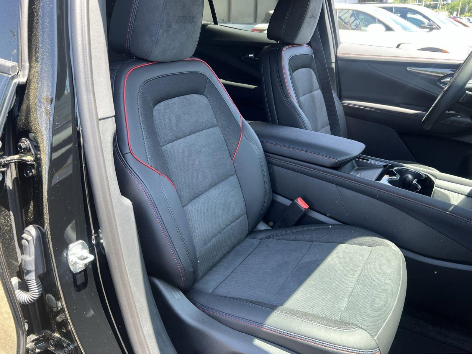 New 2025 Chevrolet Blazer EV RS image 21