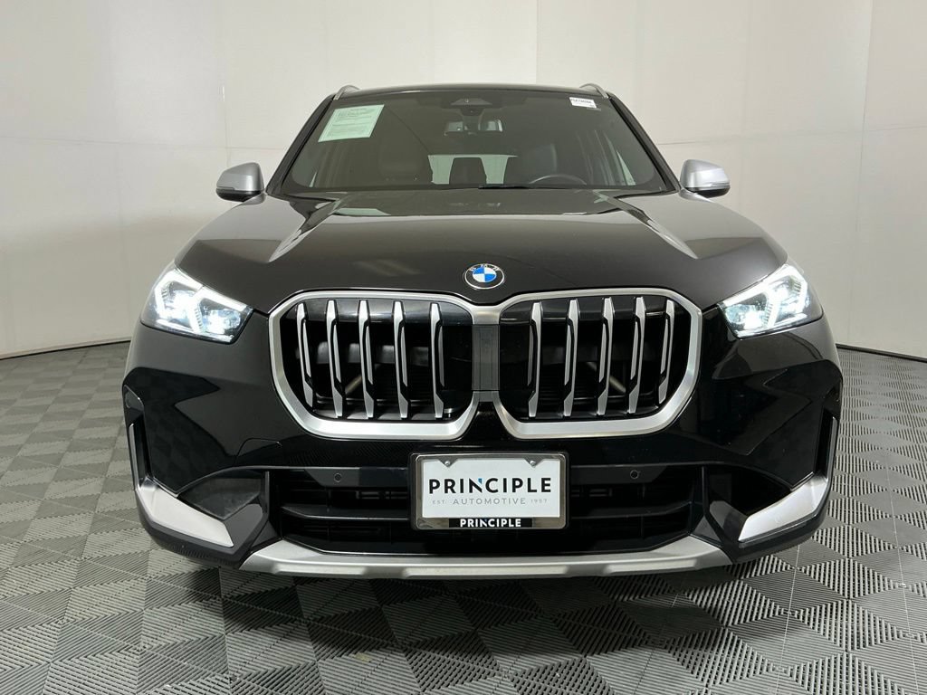 Used 2023 BMW X1 xDrive28i w/ Convenience Package AWD/4WD image 3