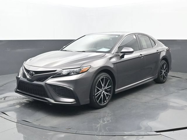 Used 2024 Toyota Camry SE w/ Convenience Package FWD image 24