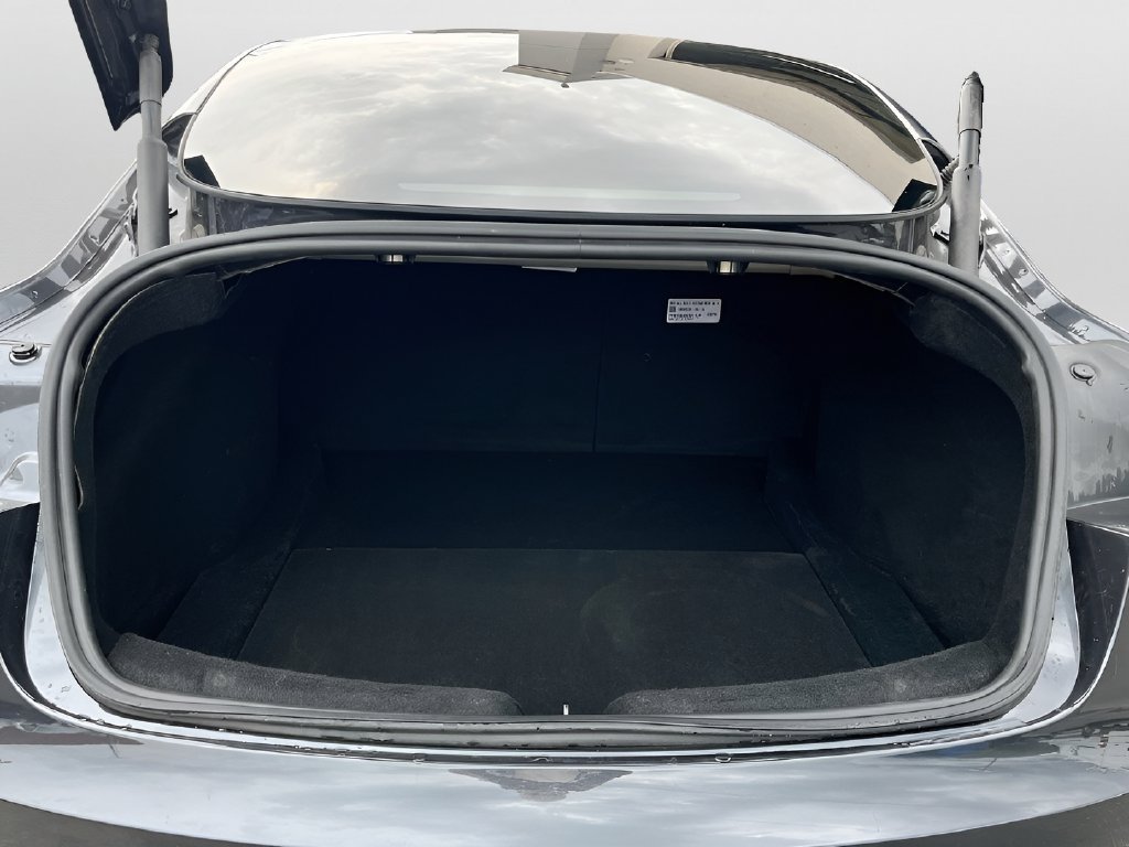 Used 2025 Tesla Model 3 Long Range AWD/4WD image 28