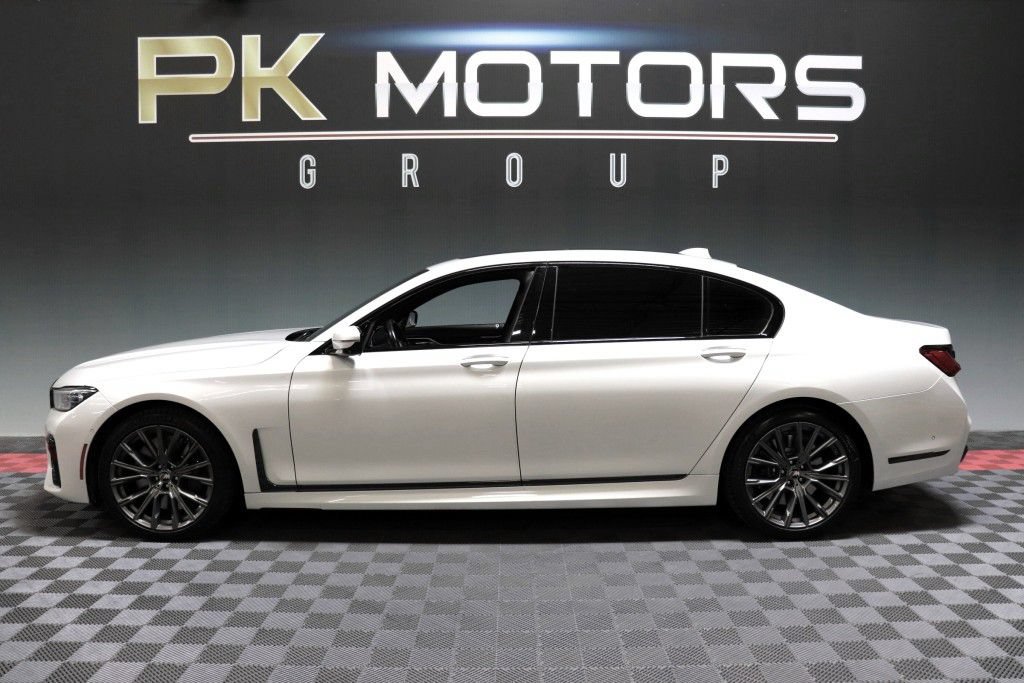 Used 2020 BMW 750i xDrive w/ Executive Package AWD/4WD image 4