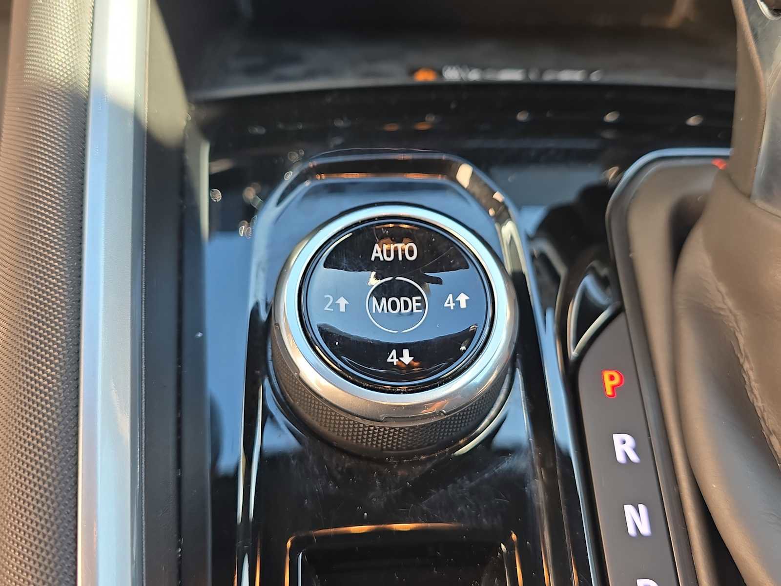 Used 2023 Chevrolet Colorado Z71 w/ Z71 Convenience Package 2 image 18