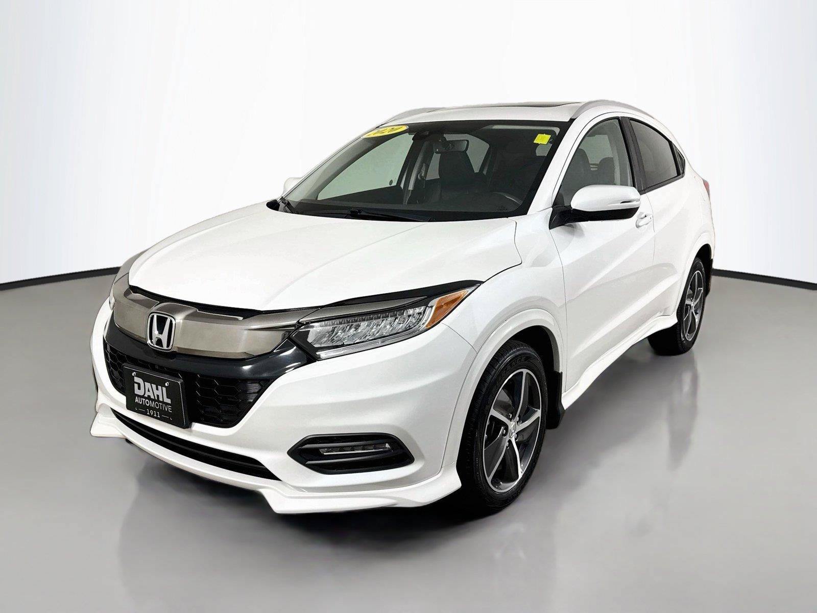Used 2020 Honda HR-V Touring image 4